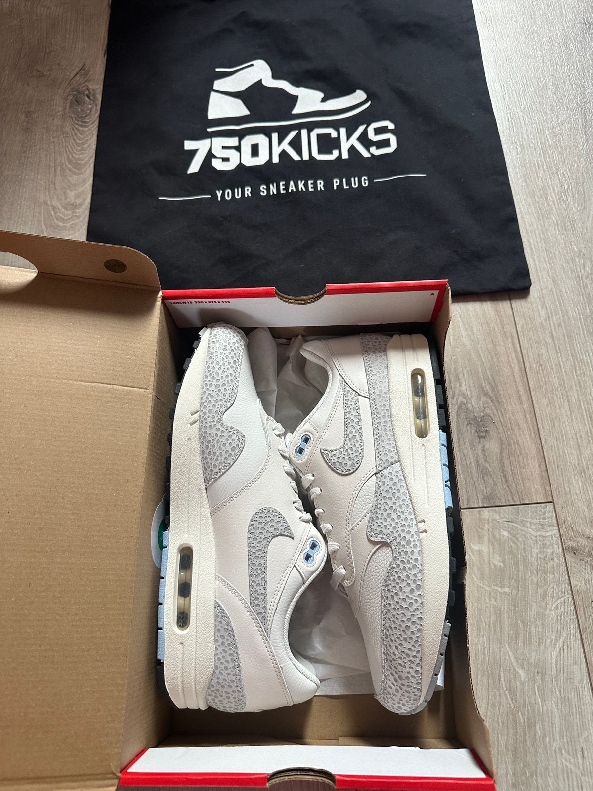 Nike Air Max 1 '87 Safari Summit White Phantom EU44,5 44.5, Wit, Nieuw, Ophalen of Verzenden, Sneakers of Gympen