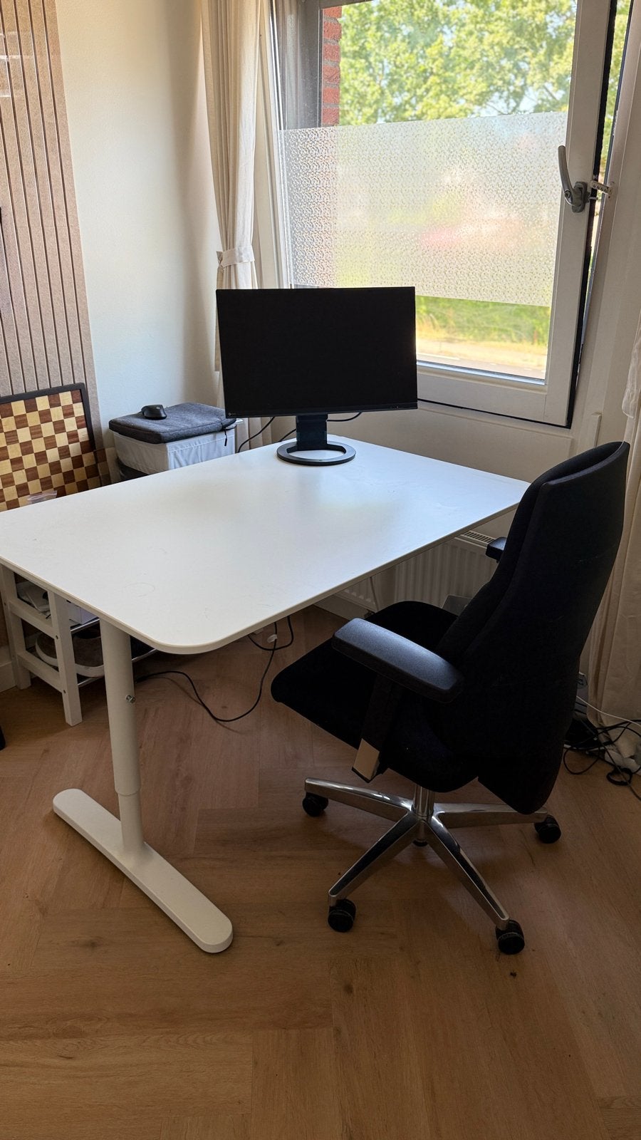 Ikea bureau Relatera 120x60 met lichte beschadiging, Ophalen, Demontabel, Gebruikt, IKEA