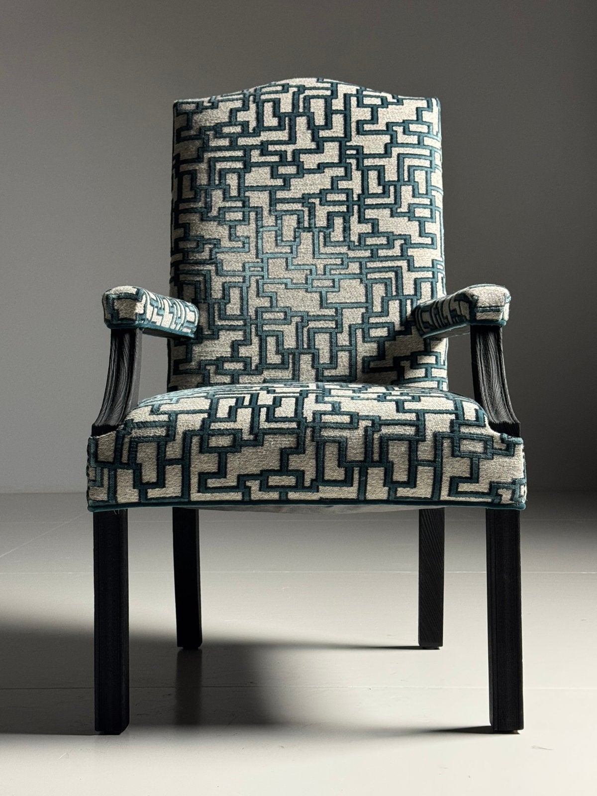 Set van 8 eetkamerstoelen klassiek