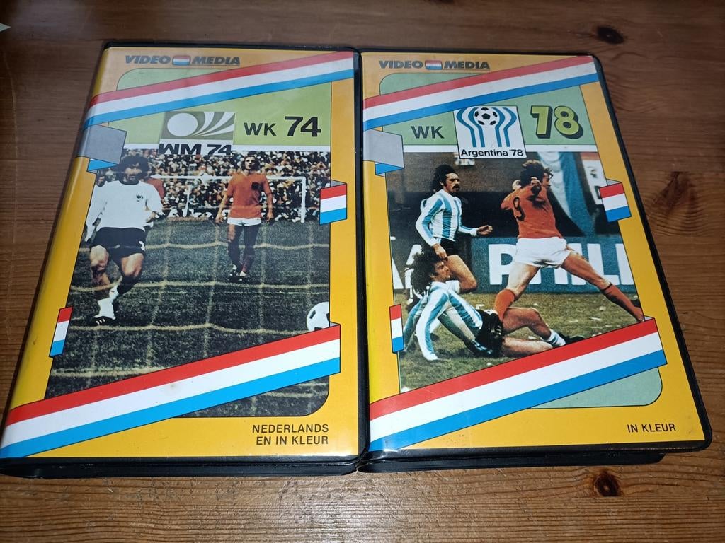 WK 74 & WK 78 VHS banden Voetbal Nostalgie, Cd's en Dvd's, Alle leeftijden, Ophalen of Verzenden, Gebruikt, Overige genres