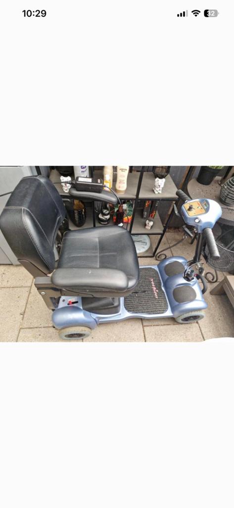 Scootmobiel opvouwbaar 4 wiel betrouwbaar & comfortabel, Ophalen of Verzenden, Zo goed als nieuw, Elektrische rolstoel