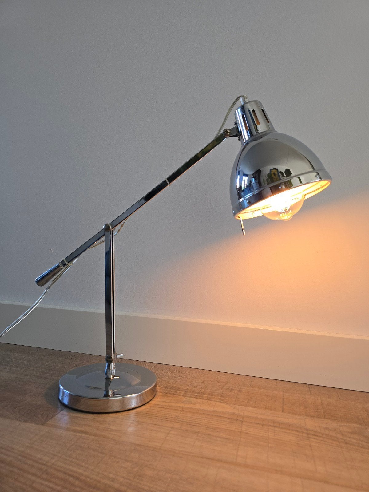 Vintage 60S Verchroomde metalen bureaulamp kantelarm contrag, Bureaulamp, Zo goed als nieuw, Industrieel, E27 (groot)