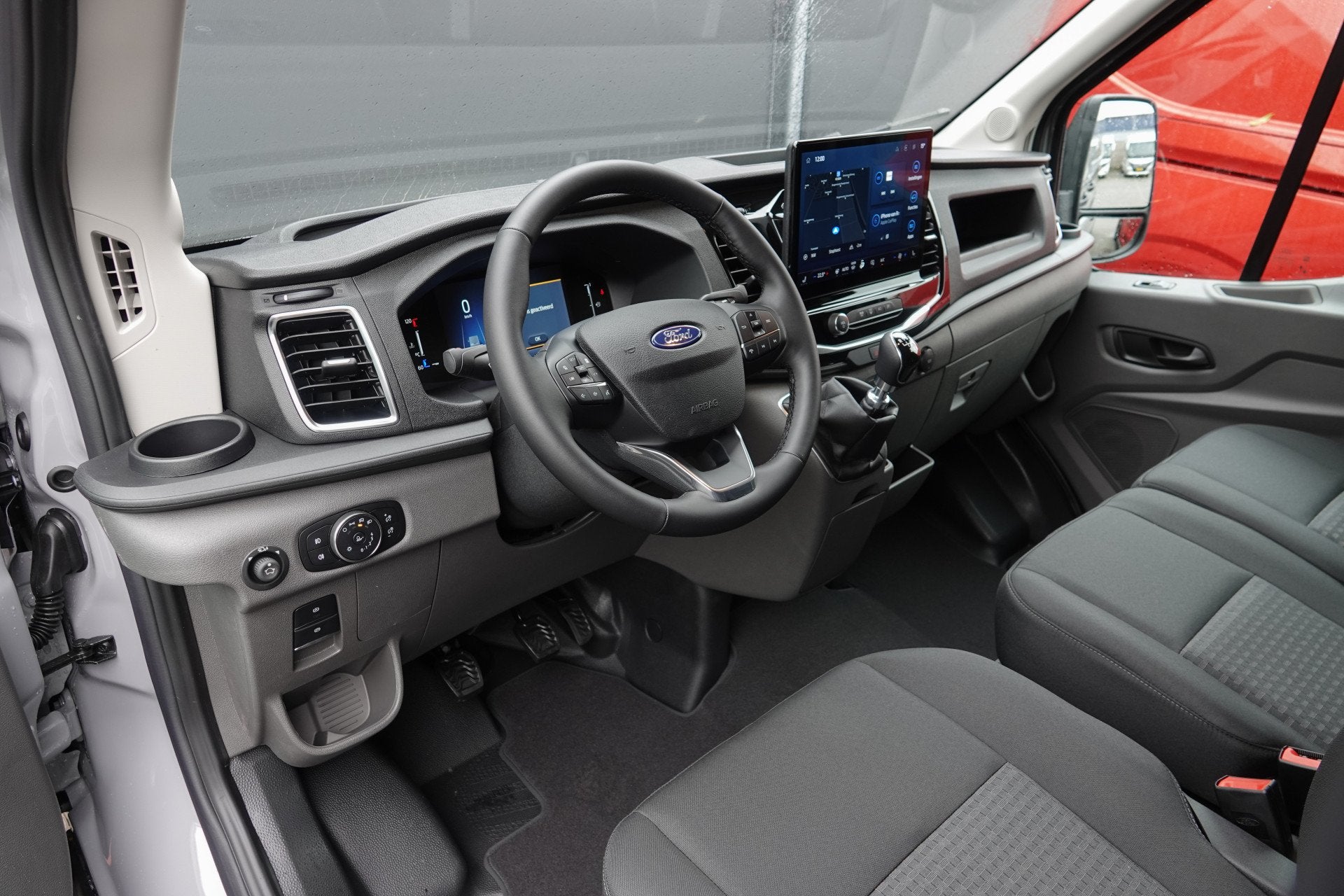 Ford Transit L3H2 | 165Pk | 3.500kg. trekgewicht | 350 | Rap, Voorwielaandrijving, 12 maanden, Stof, Zwart