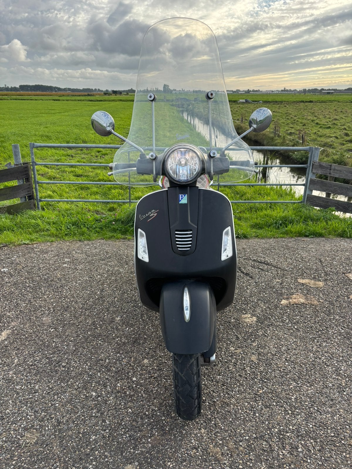 Vespa GTS 250   17xxx Km, Ophalen