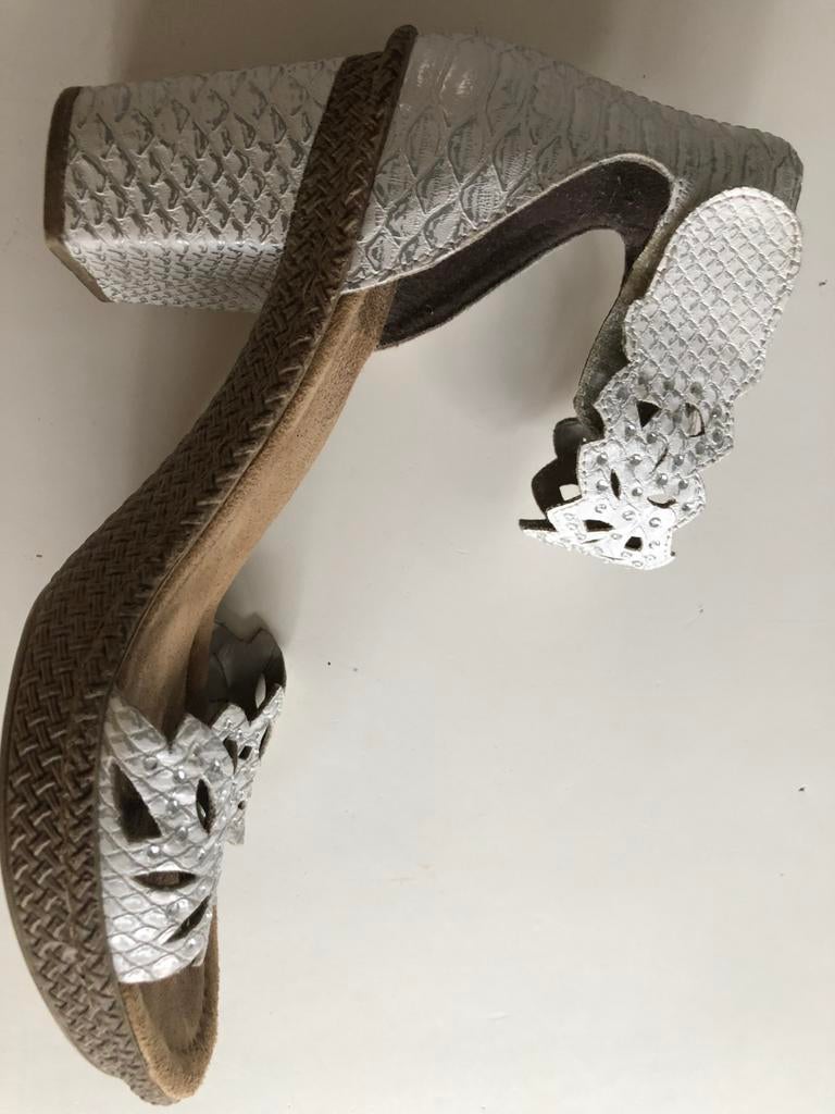 Te koop: leren sandalen, Rieker, wit, maat 38, Ophalen of Verzenden