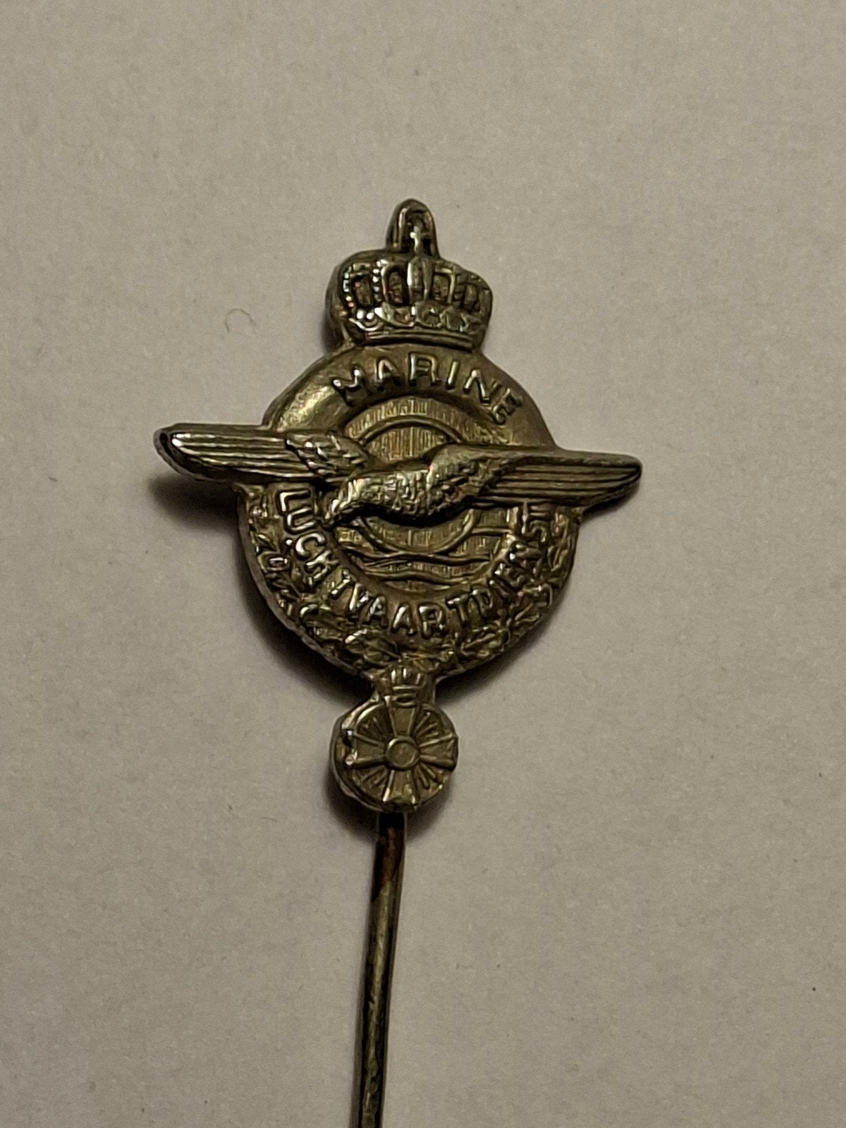 Marine Luchtvaart Dienst MLD speldje, Verzamelen, Ophalen of Verzenden, Marine, Nederland, Embleem of Badge