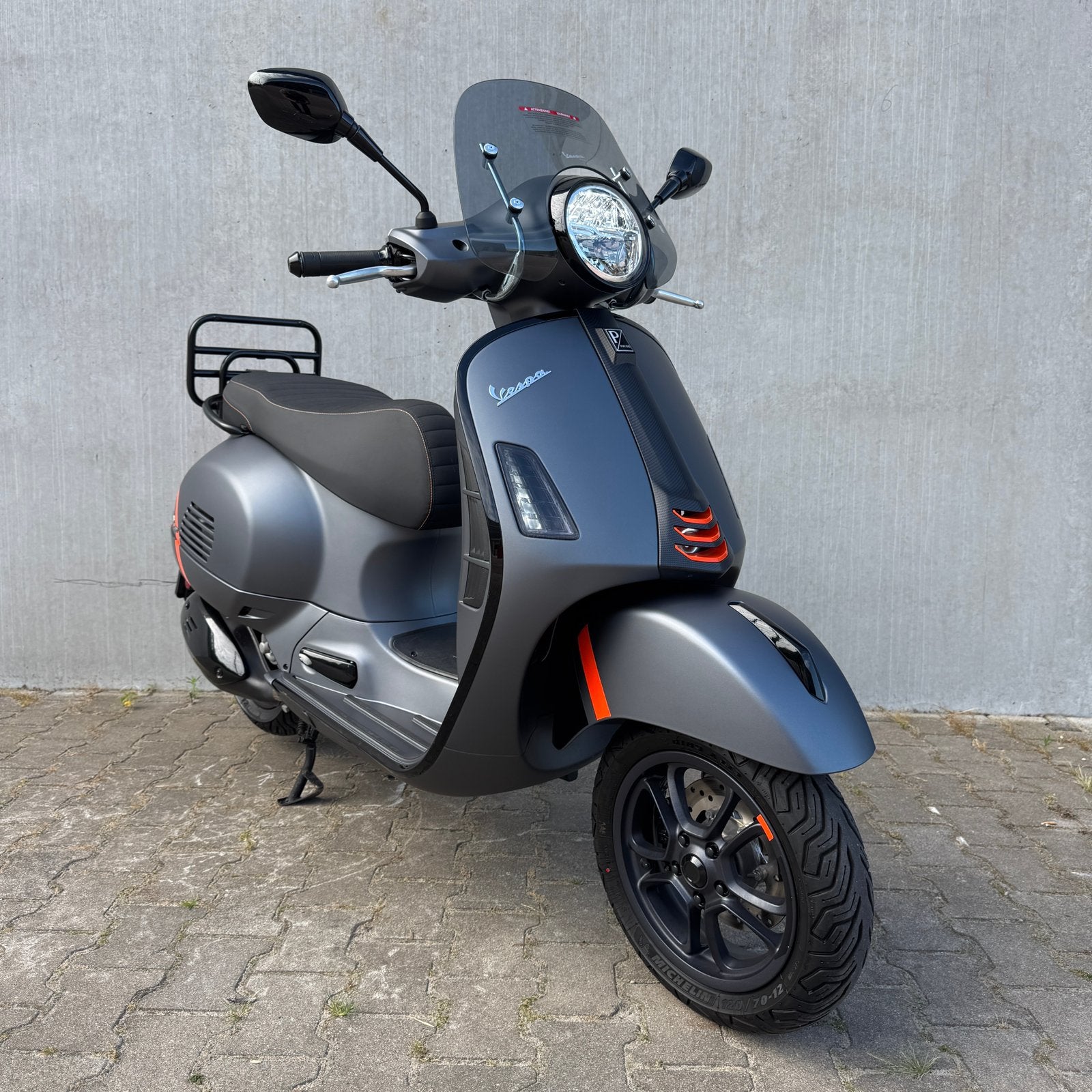 Vespa GTS300 2023 36-MS-VT (marge), Scooter, 300 cc, Bedrijf, Prinsenweide 2F
