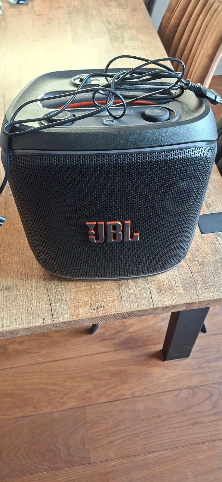 JBL Partybox  encore 2Draagbare Party Speaker met Microfoon, AUX-ingang, Party speaker, Ophalen of Verzenden, Zo goed als nieuw
