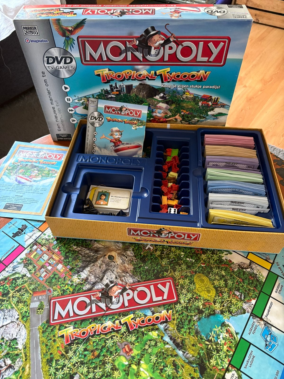 Monopoly Tropical Tycoon - Compleet bordspel, Drie of vier spelers, Ophalen of Verzenden, Gebruikt