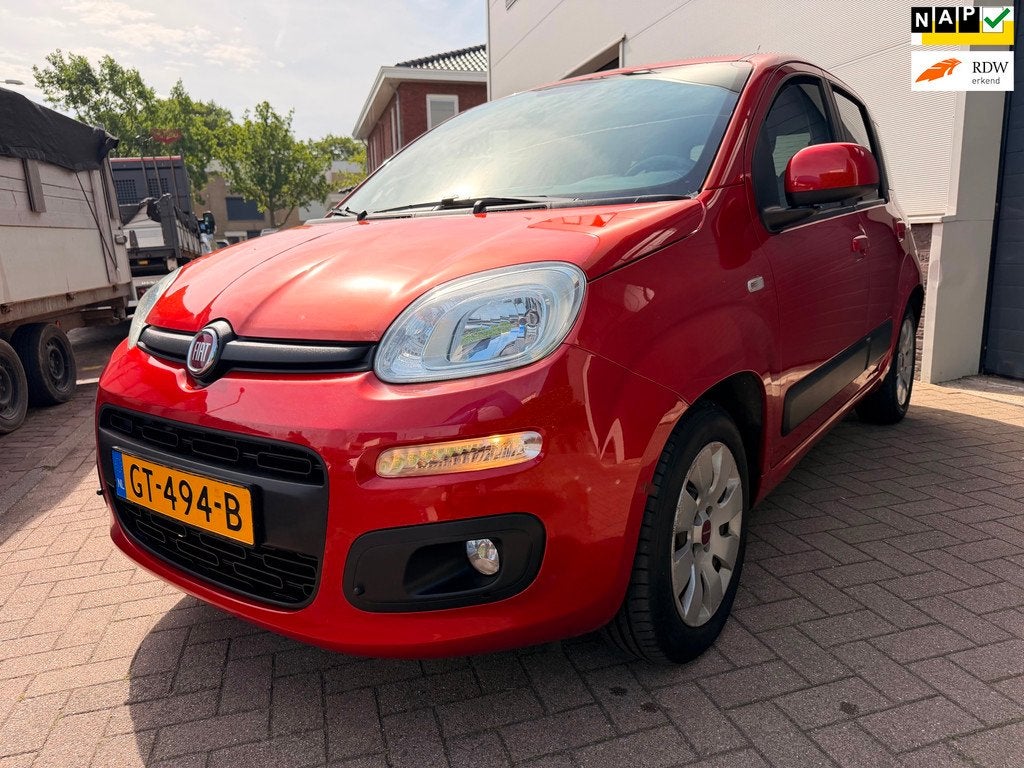 Fiat Panda 0.9 TwinAir Lounge/Climate-c/PDC/Trekhaak/AUX/Goe, Voorwielaandrijving, Gebruikt, Panda, Origineel Nederlands