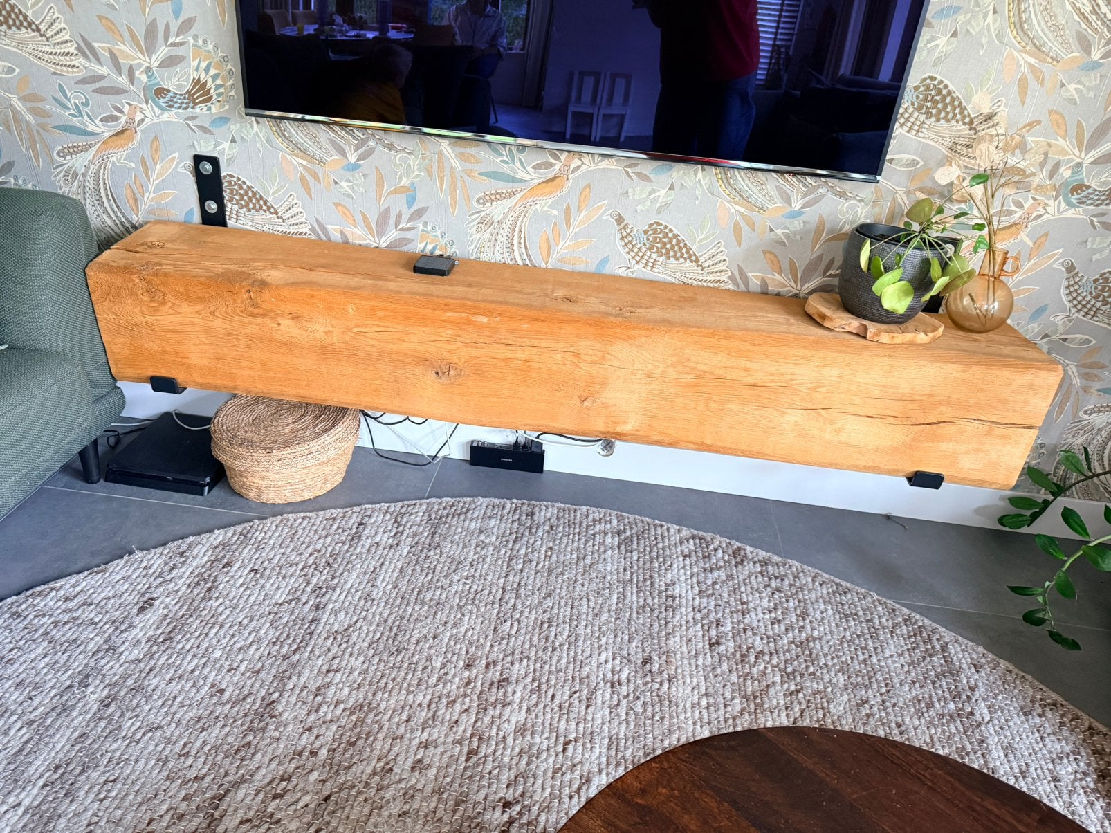 Tv meubel massief eikenhout, Ophalen, Eikenhout, Zo goed als nieuw, Minder dan 100 cm
