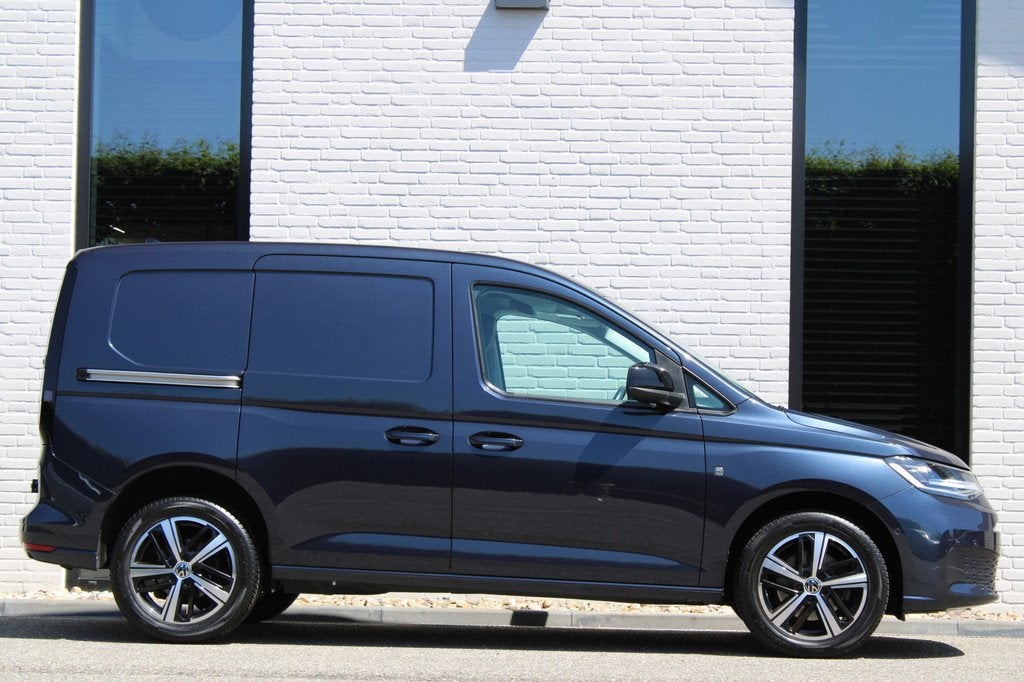 Volkswagen Caddy 2.0 TDI / Aut / 75 Edition / Leer / Led / A, Auto's, Bestelauto's, Gebruikt, 4 cilinders, Met garantie (alle)