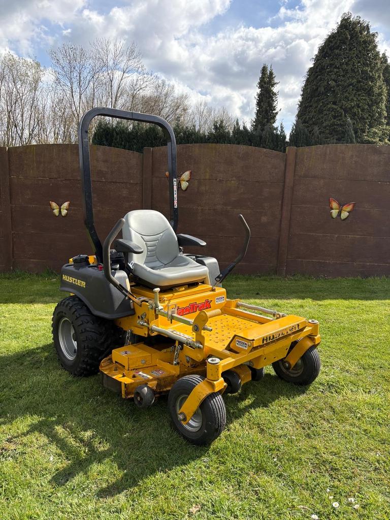 Hustler zit grasmaaier, Tuin en Terras, Zitmaaiers, Ophalen, Gebruikt, 120 cm of meer