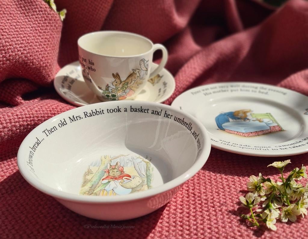Wedgwood Beatrix Potter Peter Rabbit 4delige kinderset, Ophalen of Verzenden, Zo goed als nieuw, Porselein, Compleet servies