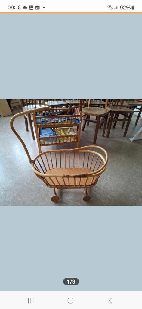 Vintage rotan poppenwieg / poppenbed, Kinderen en Baby's, Speelgoed | Poppen, Gebruikt, Babypop, Ophalen