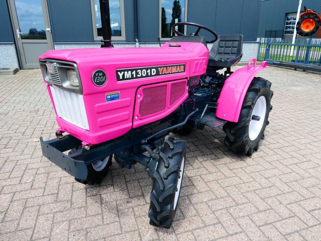 Yanmar YM1301 4wd / 1142 Draaiuren / Pink Edition, Zakelijke goederen, Agrarisch | Tractoren, Overige merken, Gebruikt, De Maalstroom 3
8255 RN  Swifterbant