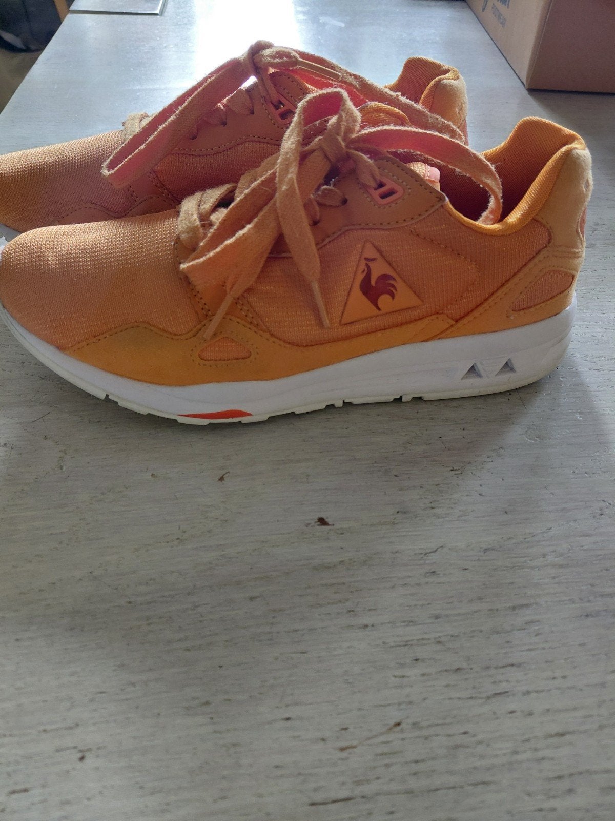 Foto 2 van Le coq sportif