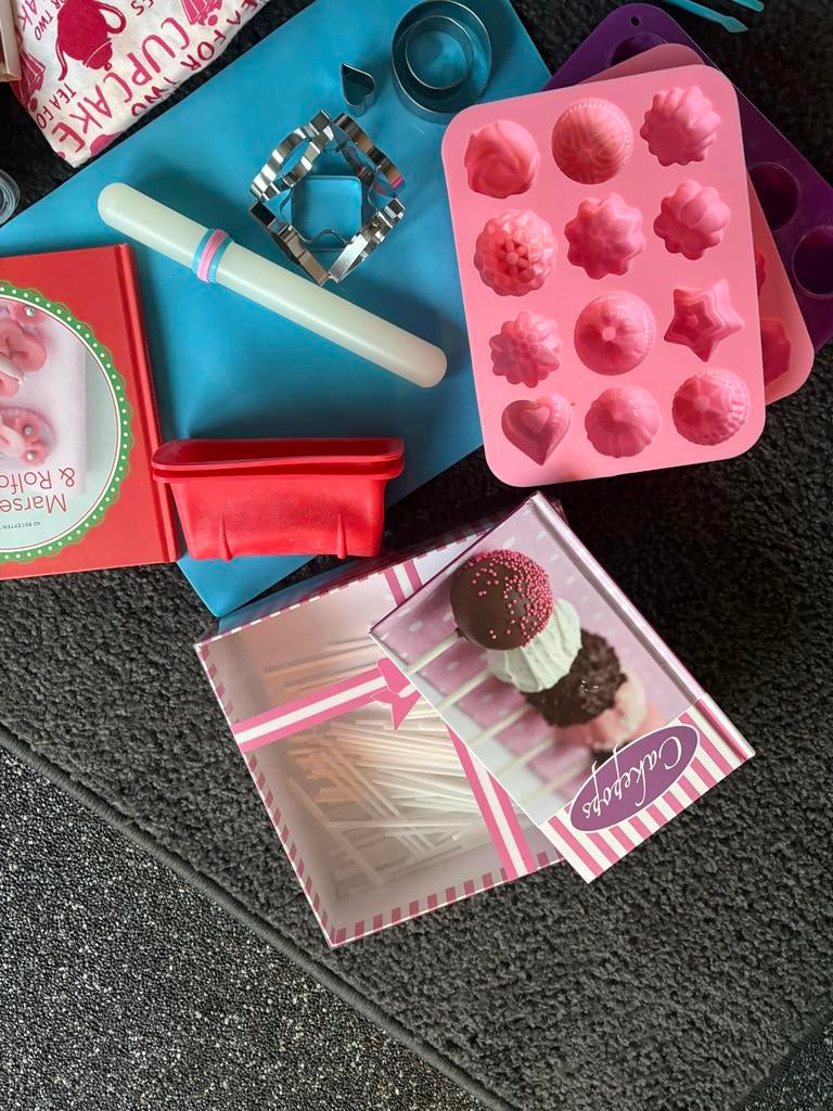 Bakset voor Taarten en Cupcakes, Ophalen, Zo goed als nieuw, Taarten of Cupcakes, Overige typen