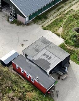 Woonunit 100m2 gasloos, 4 slaapkamers, houtkachel, Ophalen, Gebruikt