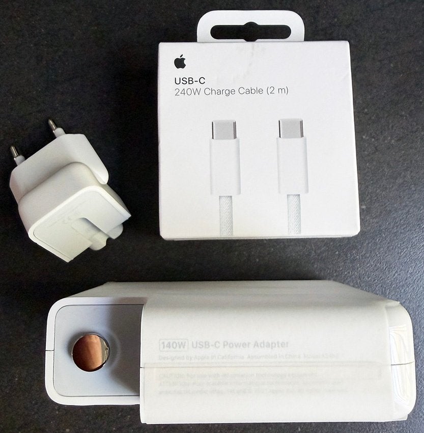 Apple A2452 - USB‑C adapter, 140W, Computers en Software, Laptop-opladers, Ophalen, Nieuw, Apple