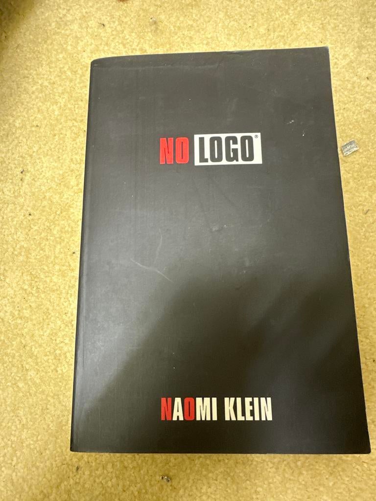 No Logo - Naomi Klein (Boek), Ophalen of Verzenden, Gelezen