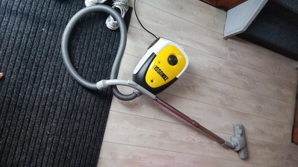 stofzuiger zanussi, Witgoed en Apparatuur, Stofzuigers, Ophalen, Gebruikt, Steelstofzuiger, Overige merken