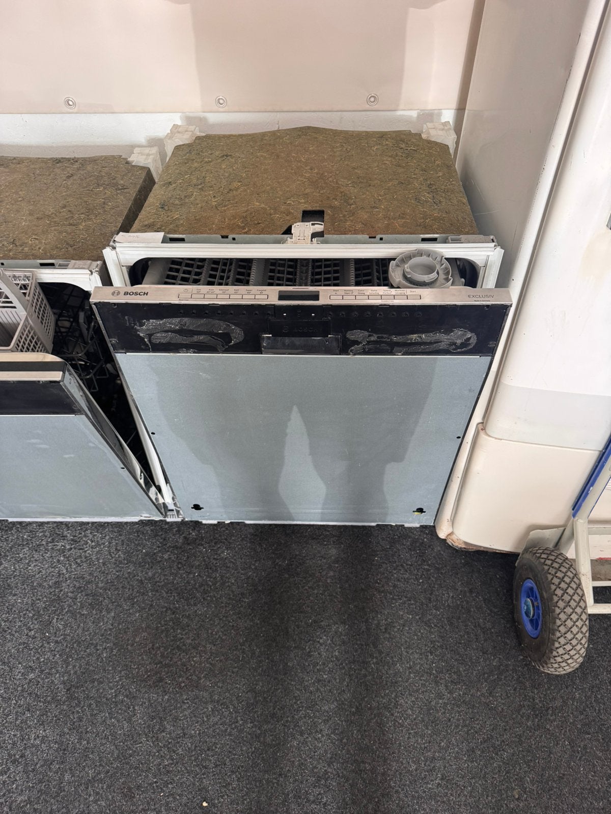 BOSCH 82 CM HOOG NBOUW  met 6 mnd VOLLEDIGE garantie
