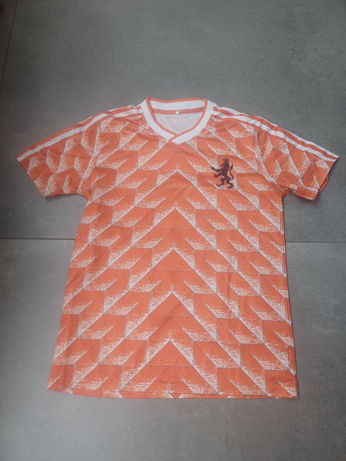Nederlands elftal T-Shirt retro. Maat L, Ophalen of Verzenden, Zo goed als nieuw, Shirt