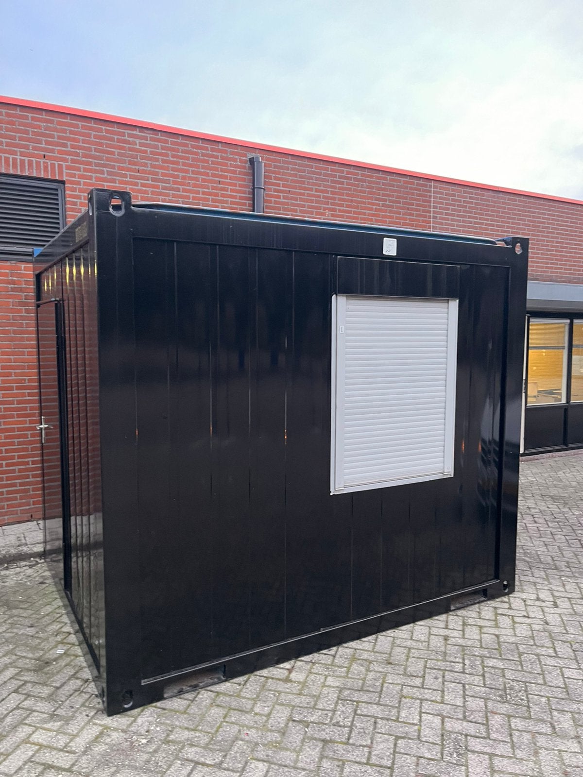 Geisoleerde unit, Ophalen