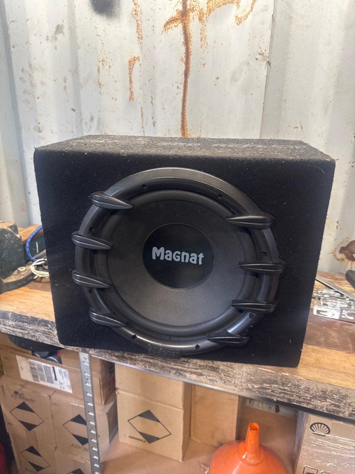 Magnat Ultra 300 Reflex Subwoofer - Krachtige Bass, Audio, Tv en Foto, Luidsprekers, Gebruikt, Subwoofer, Magnat, Ophalen of Verzenden