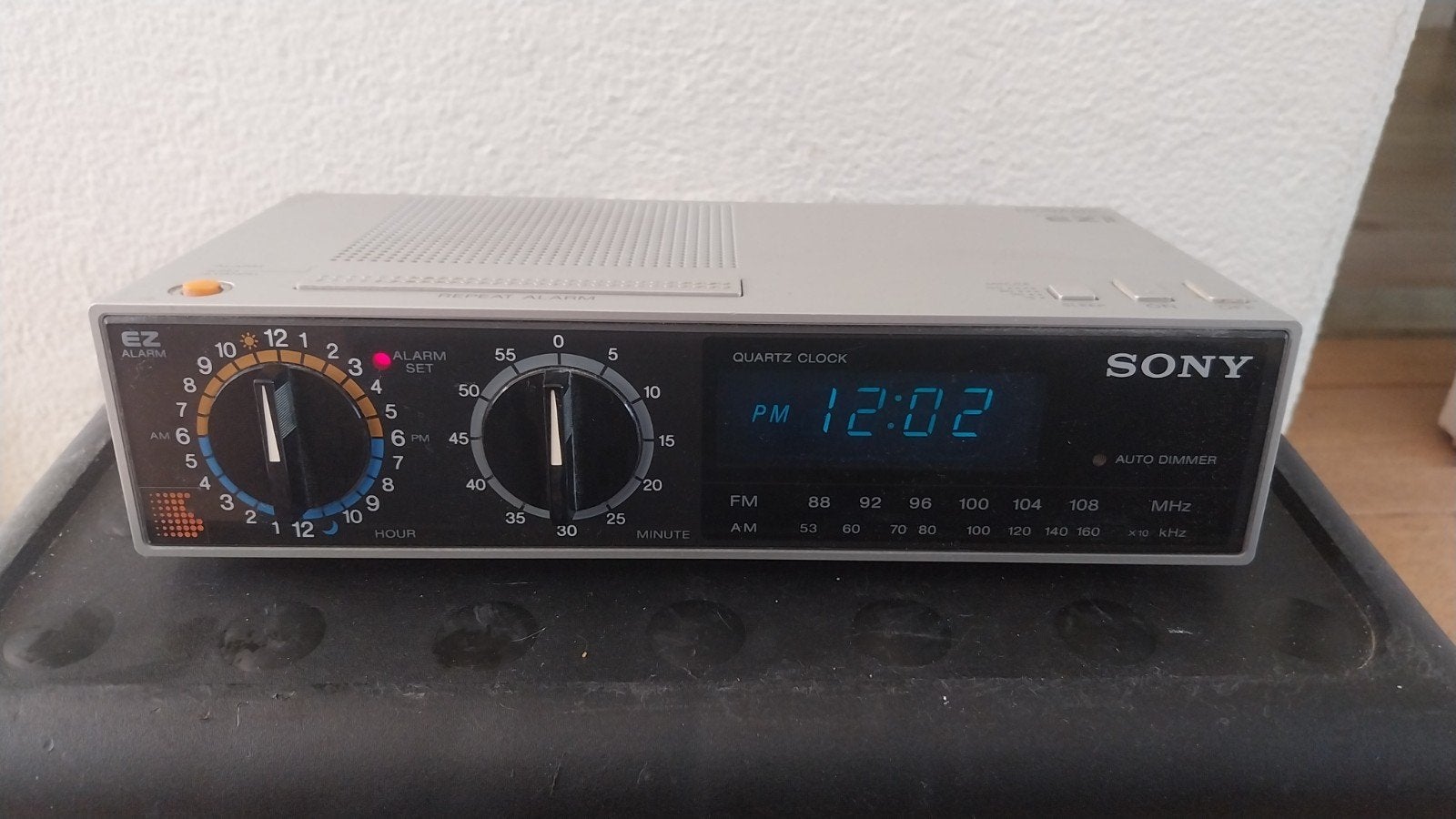 Sony Digimatic EZ-2 FM/AM Wekker Radio - Vintage, Ophalen of Verzenden, Gebruikt, Radio