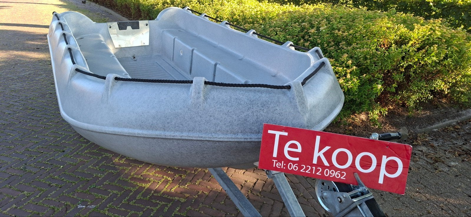 Whaly 370 Lichtgrijs, Ophalen, Buitenboordmotor, Trailer, Zo goed als nieuw