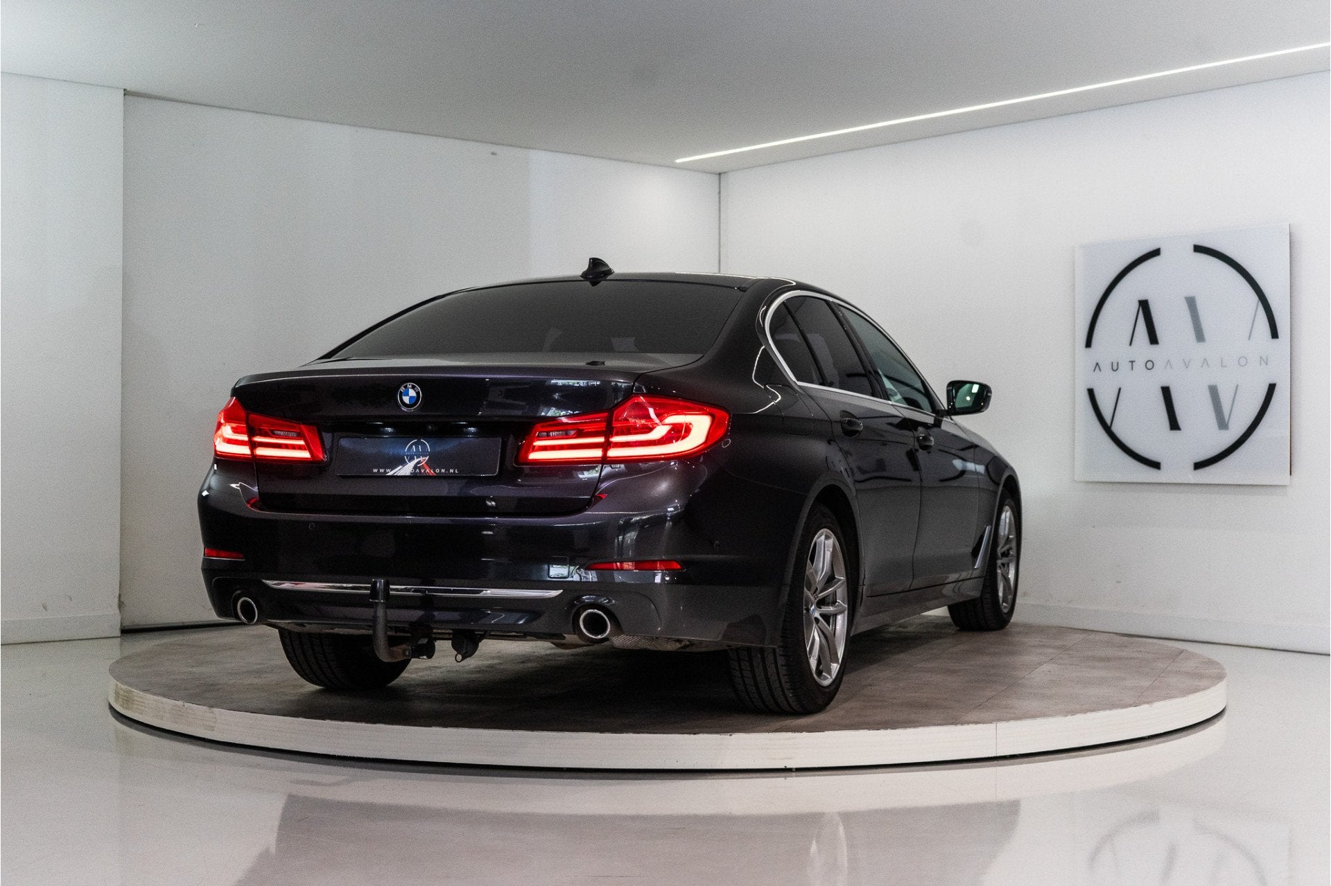 BMW 5 Serie 520i High Executive Edition 184PK | NL AUTO+NAP, Auto's, Automaat, Achterwielaandrijving, Gebruikt, 4 cilinders