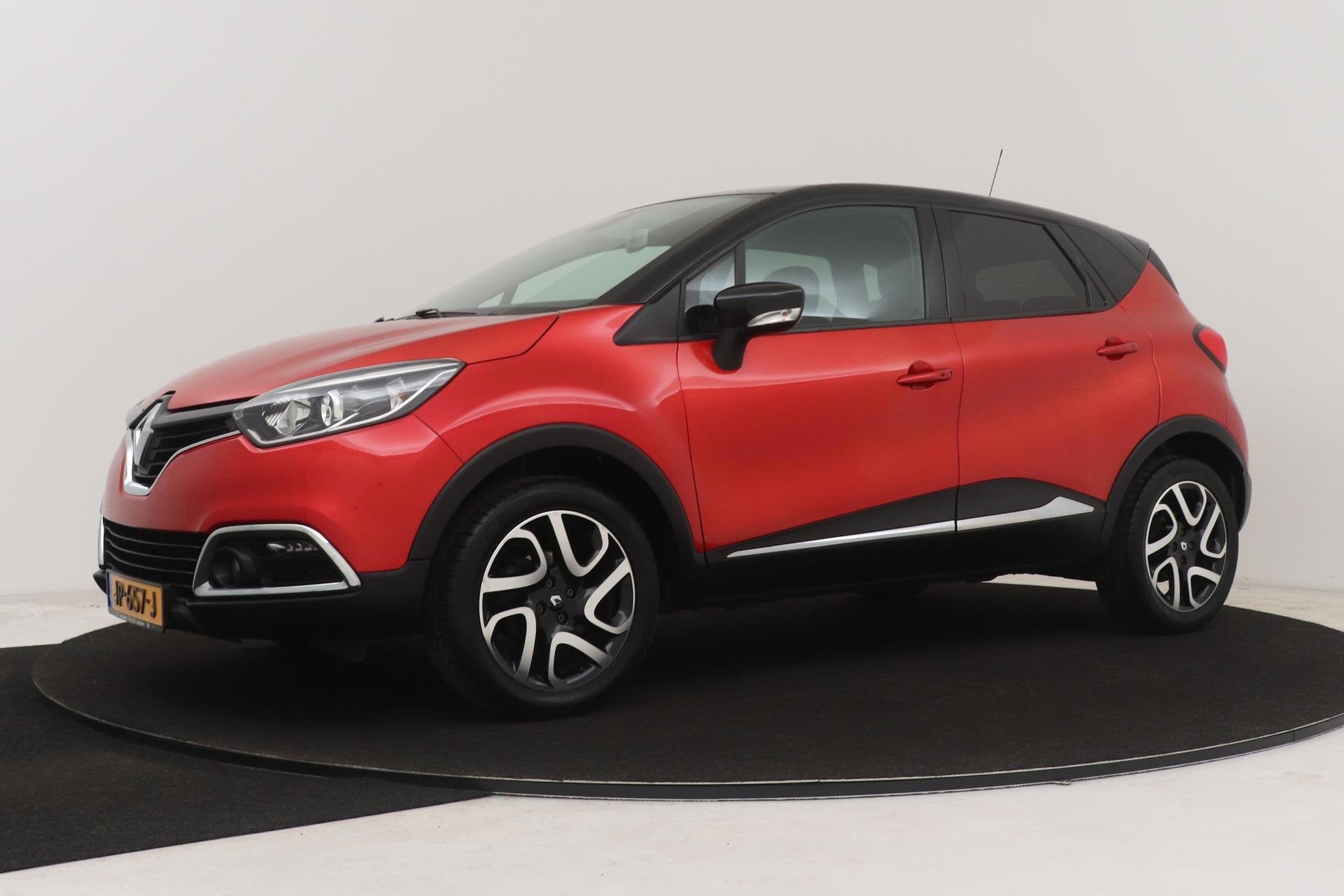 Renault Captur 0.9 TCe Dynamique | Trekhaak | Navigatie | Ca, Auto's, Voorwielaandrijving, 898 cc, Stof, Gebruikt