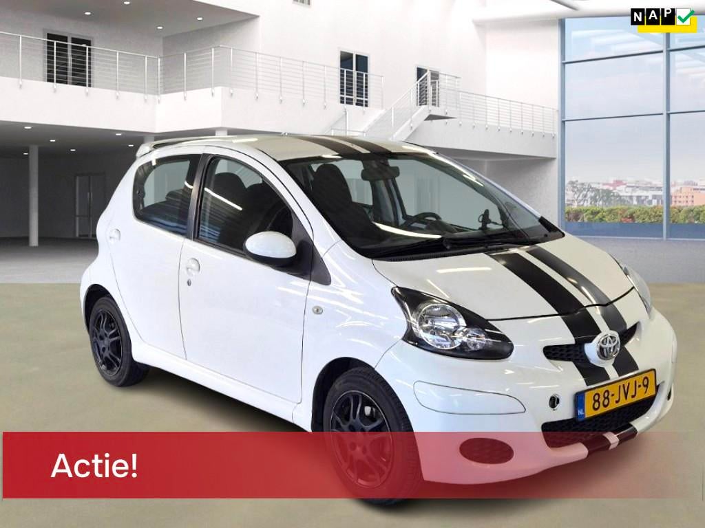 Toyota Aygo 1.0-12V TIJDELIJKE ACTIE: NU €500 KORTING - DE, Gebruikt, 4 stoelen, Origineel Nederlands, Bedrijf