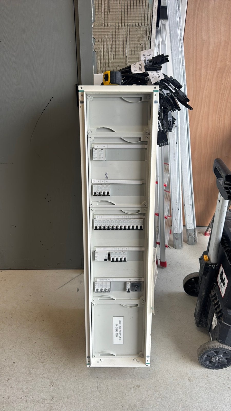 125x30x21, Ophalen, Zo goed als nieuw