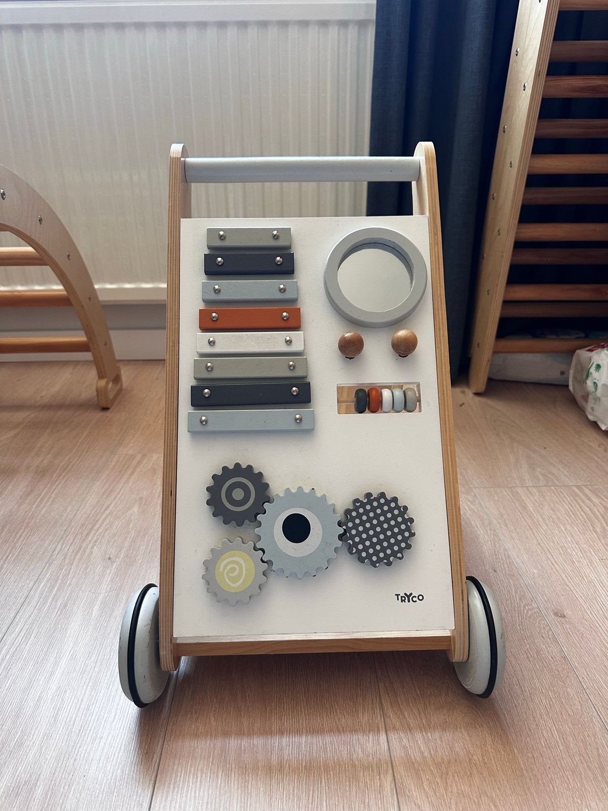 Houten loopwagen met activiteitenpaneel - Tryco, Ophalen, Gebruikt, Overige typen, Met wieltjes