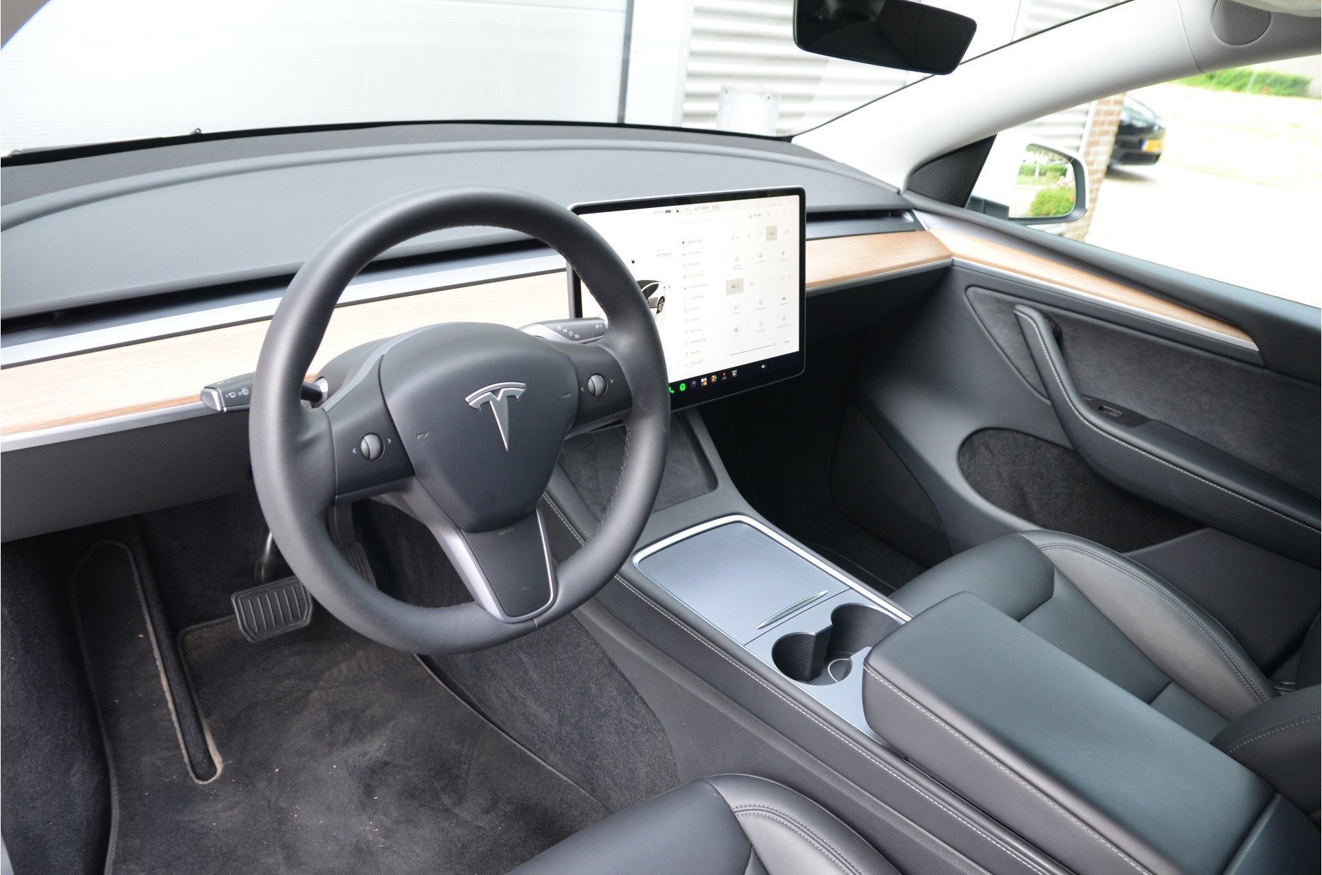 Foto 11 van Tesla Model Y RWD 58 kWh AutoPilot3.0 Ryzen (bj 2024)
