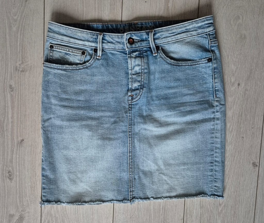 blauw spijkerrokje van Denham maat 29 model Monroe, Denham, Blauw, Ophalen of Verzenden, Zo goed als nieuw