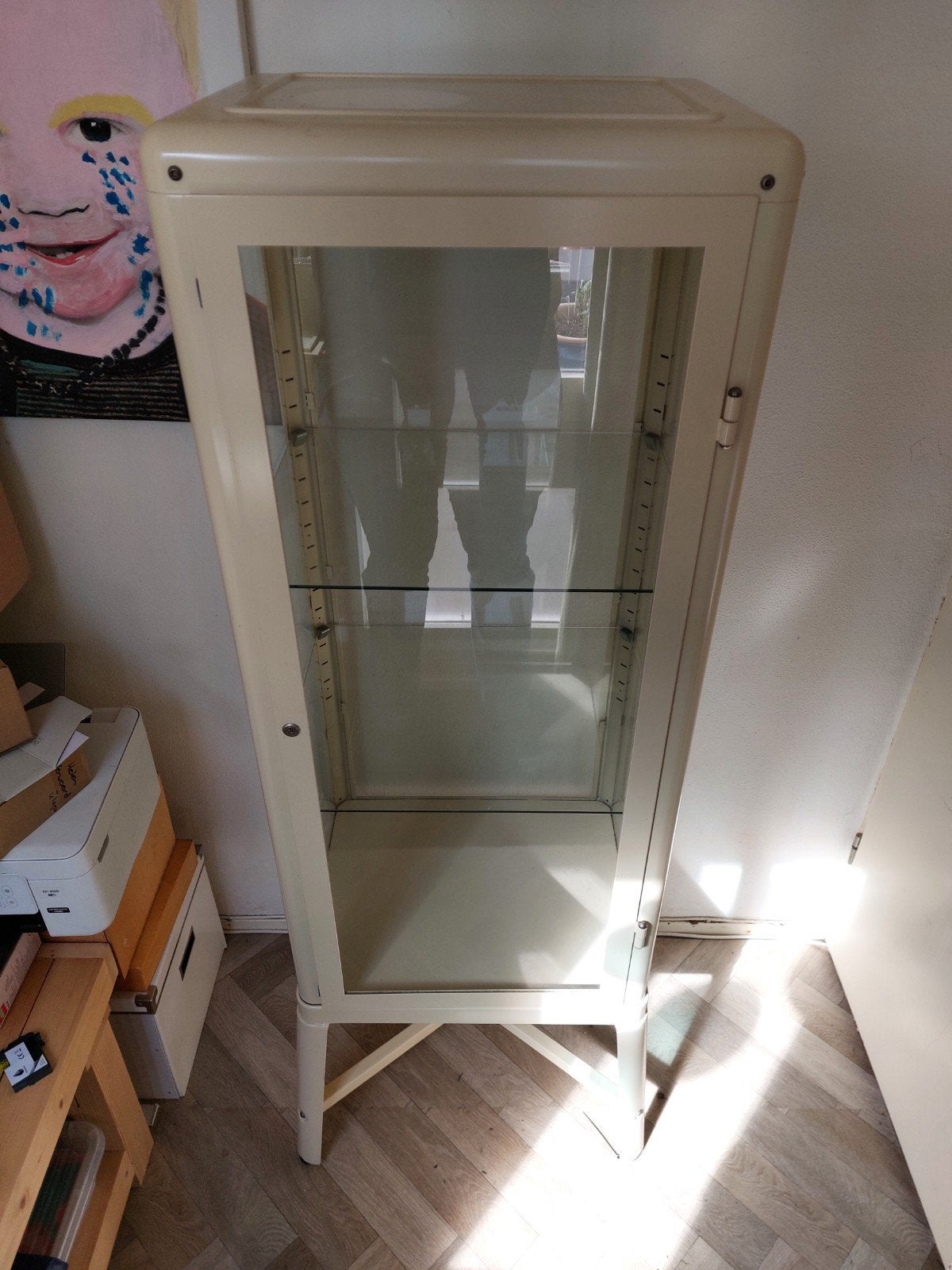 Fabrikor - ikea -metal vitrinekast met glazen planken, Huis en Inrichting, Kasten | Vitrinekasten, Ophalen, 50 tot 100 cm, Vintage industrieel