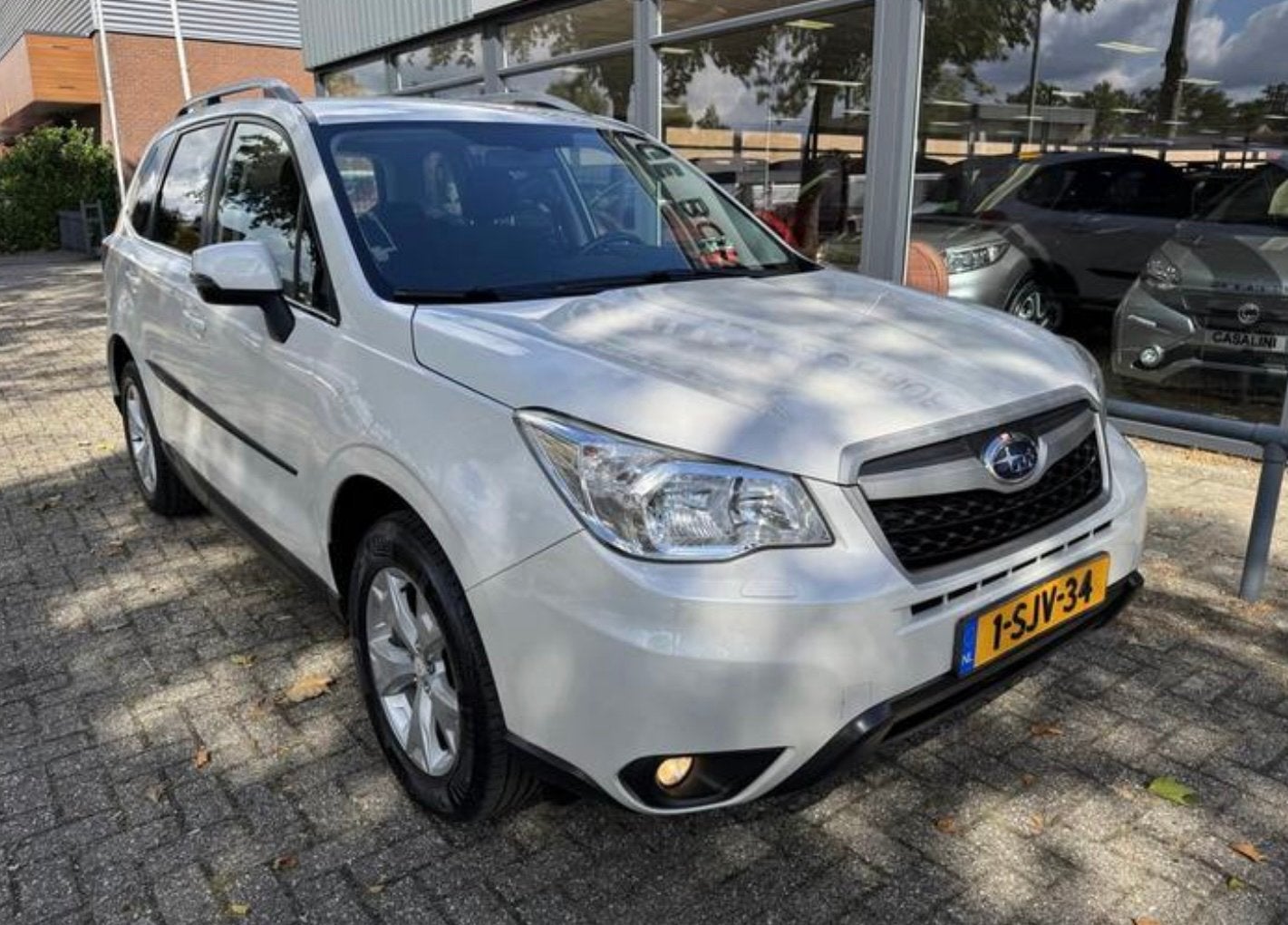Subaru Forester 2.0 AWD CVT 2013 Wit, Automaat, 15 km/l, 1995 cc, Zwart