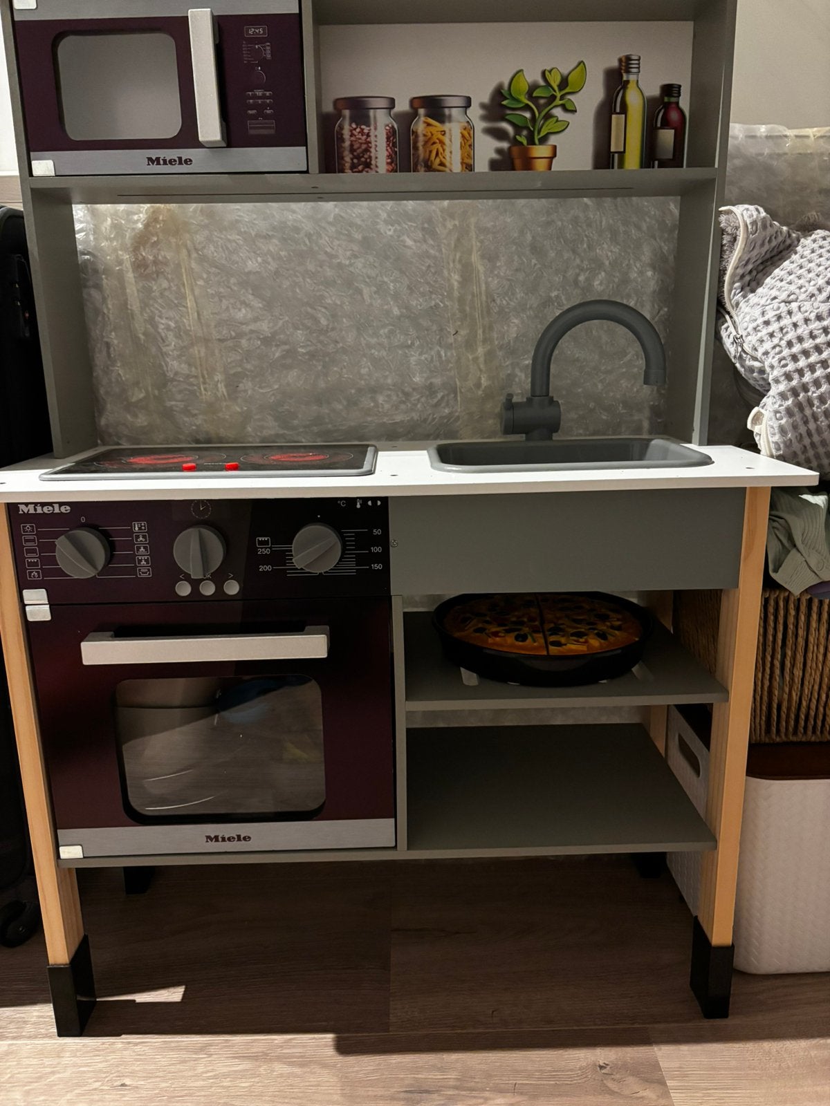 Miele Speelgoedkeuken Merk Klein, Ophalen, Zo goed als nieuw