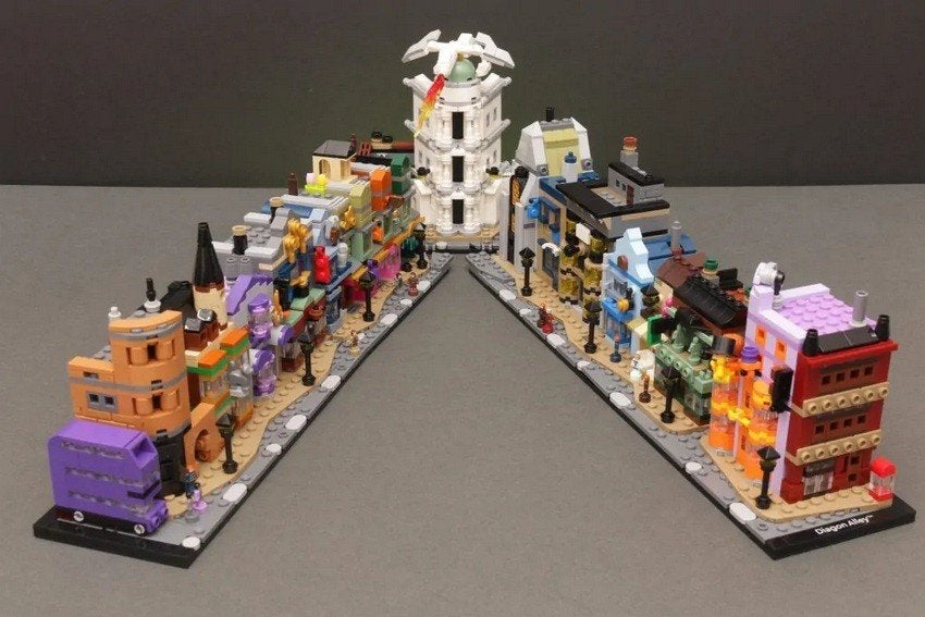 Te huur: Lego Diagon Alley Wizarding Shops 76444, Gebruikt, Compleet, Lego, Harry Potter