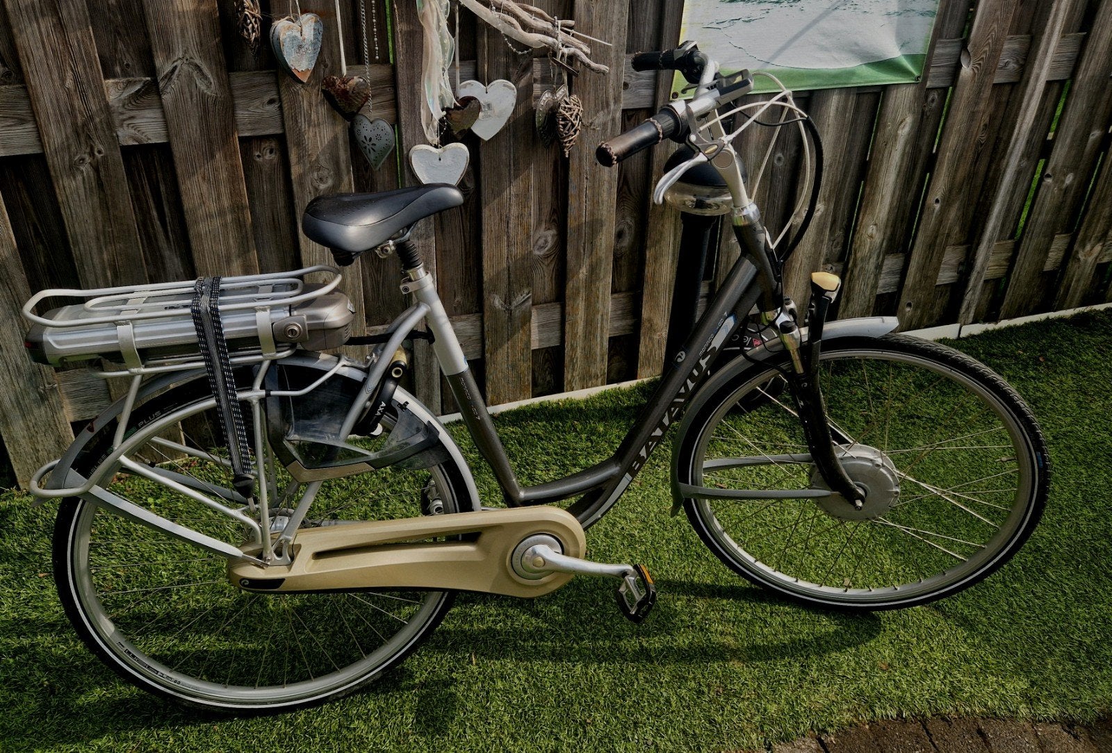 Foto 2 van Super nette Batavus fiets met zgan accu