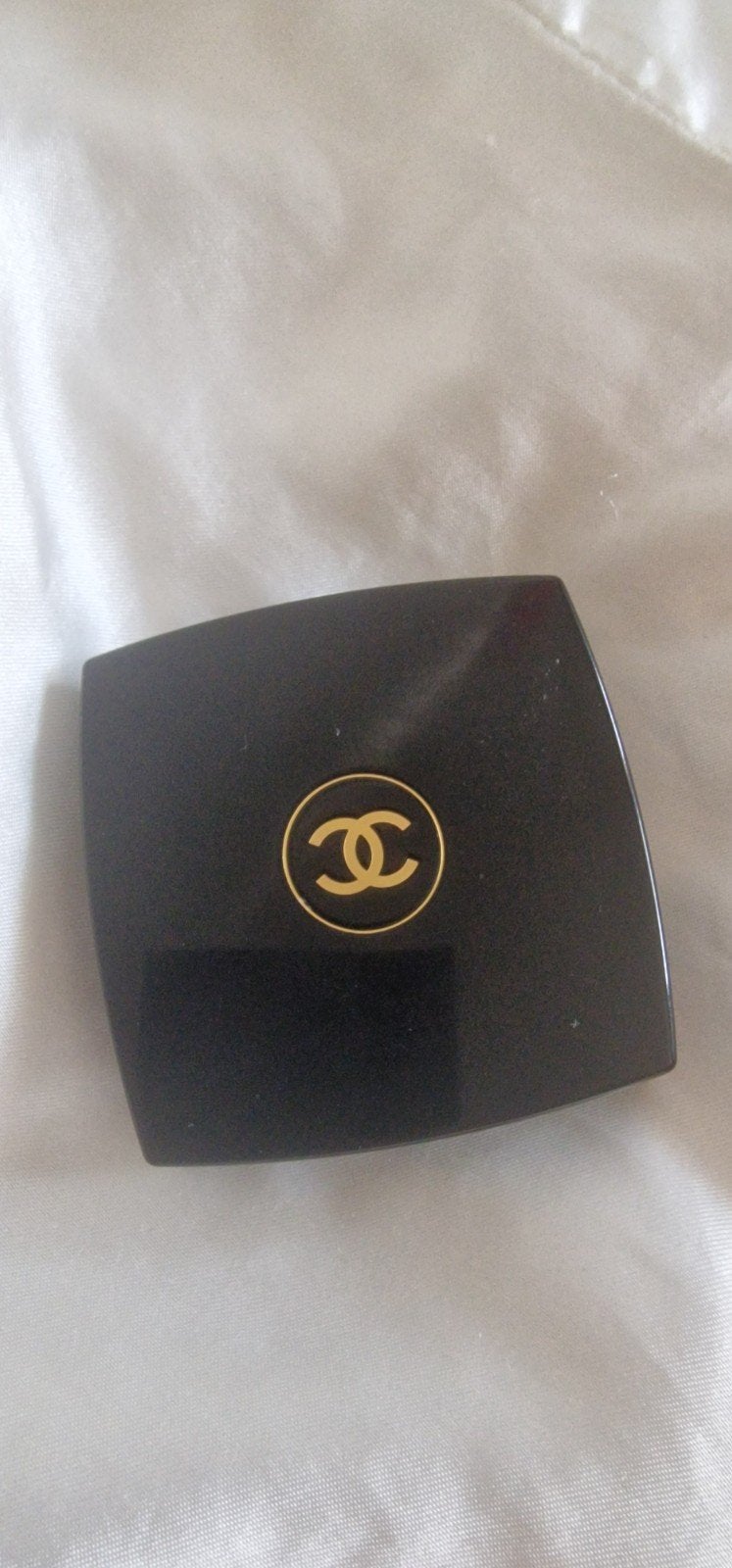 Chanel Ombre Première Longwear Powder Eyeshadow - 18 Verde, Gebruikt, Ogen, Ophalen of Verzenden, Make-up