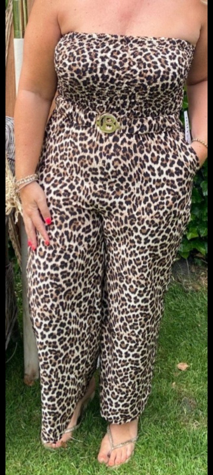 Jumpsuit met luipaardprint en gouden gesp, maat XL, Kleding | Dames, Jumpsuits, Ophalen of Verzenden, Nieuw, Maat 46/48 (XL) of groter