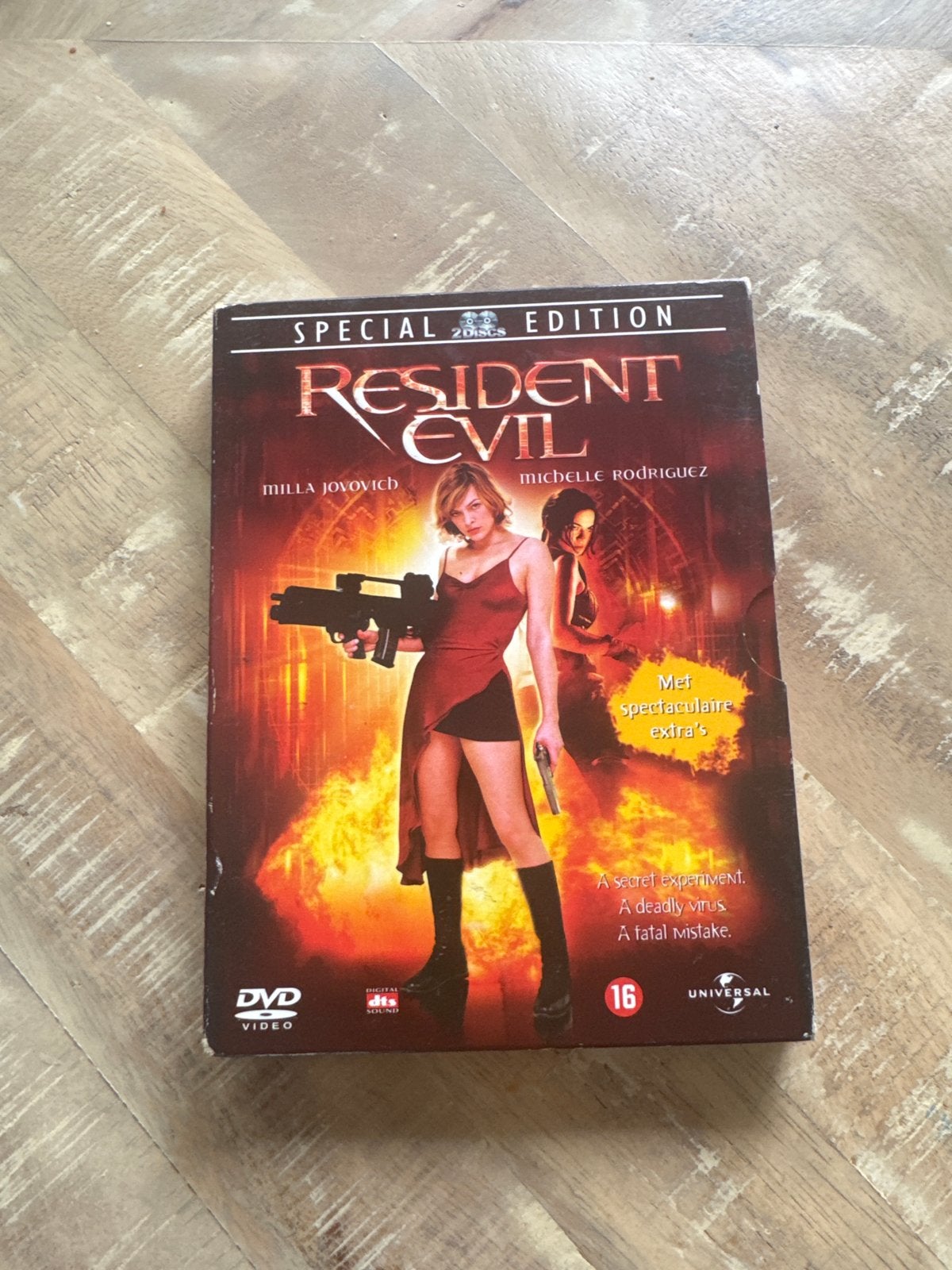 Resident Evil Special Edition DVD - Actiethriller, Vanaf 16 jaar, Nederlands, Actiethriller, Ophalen of Verzenden