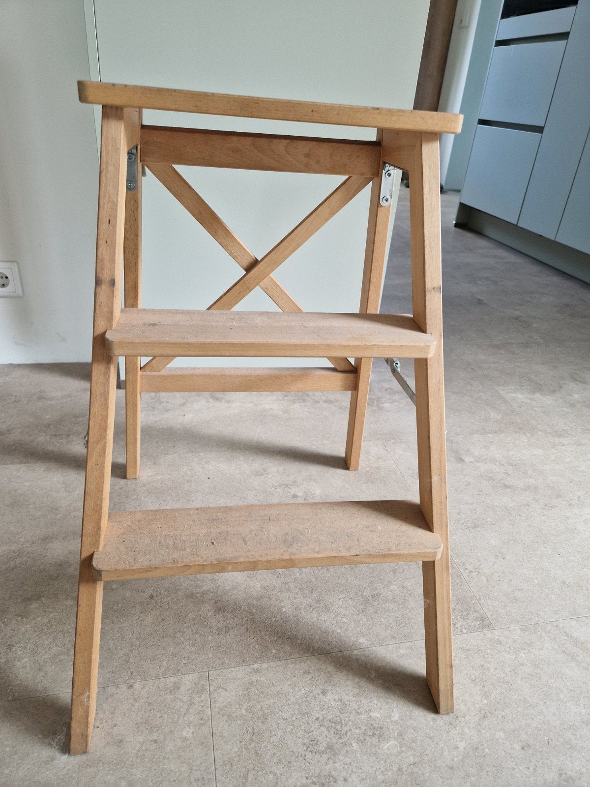 Houten opvouwbare keukentrap - Handig en compact, Ophalen, Gebruikt, Minder dan 2 meter