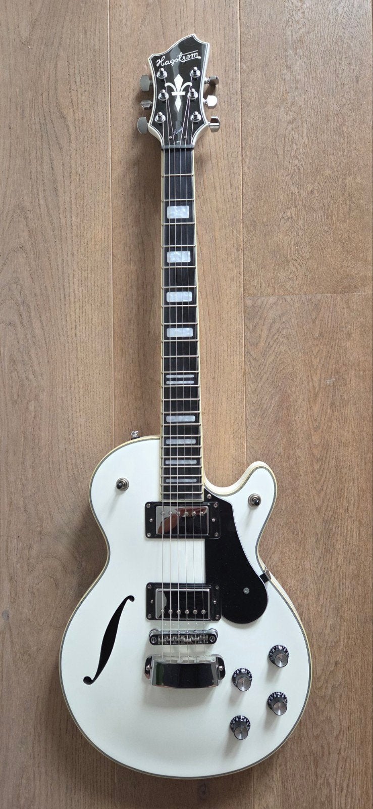 Hagstrom Swede F Semi Hollow Body White Gloss Les Paul model, Ophalen, Zo goed als nieuw, Semi-solid body, Overige merken