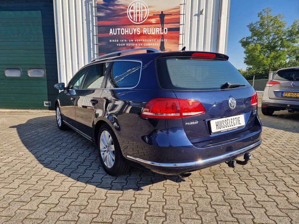 Volkswagen Passat Automaat1.4 BlueMotion APK DEALER CAR 1400, Auto's, Euro 5, Stof, Gebruikt, Zwart